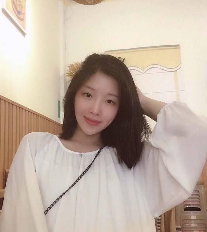 值得一试的小Sao货