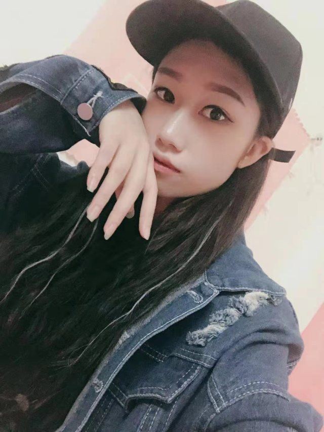 可爱的小沫 瘦小的妹子