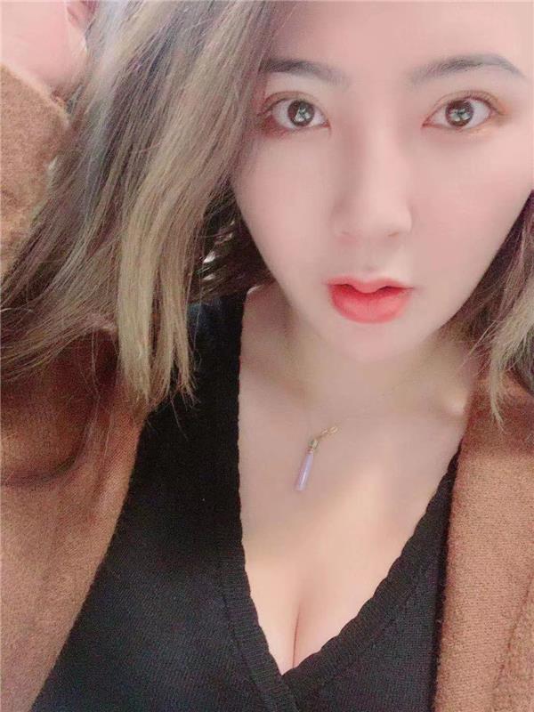 天河E+巨乳胖团儿